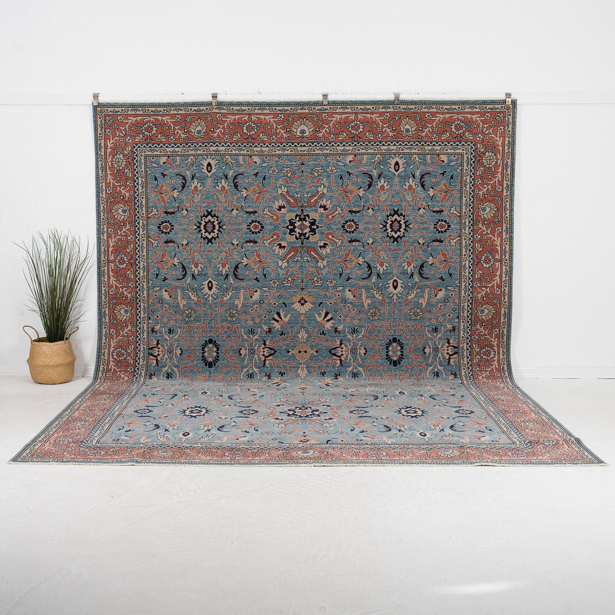 Serenisse - Vintage Turkish Area Rug