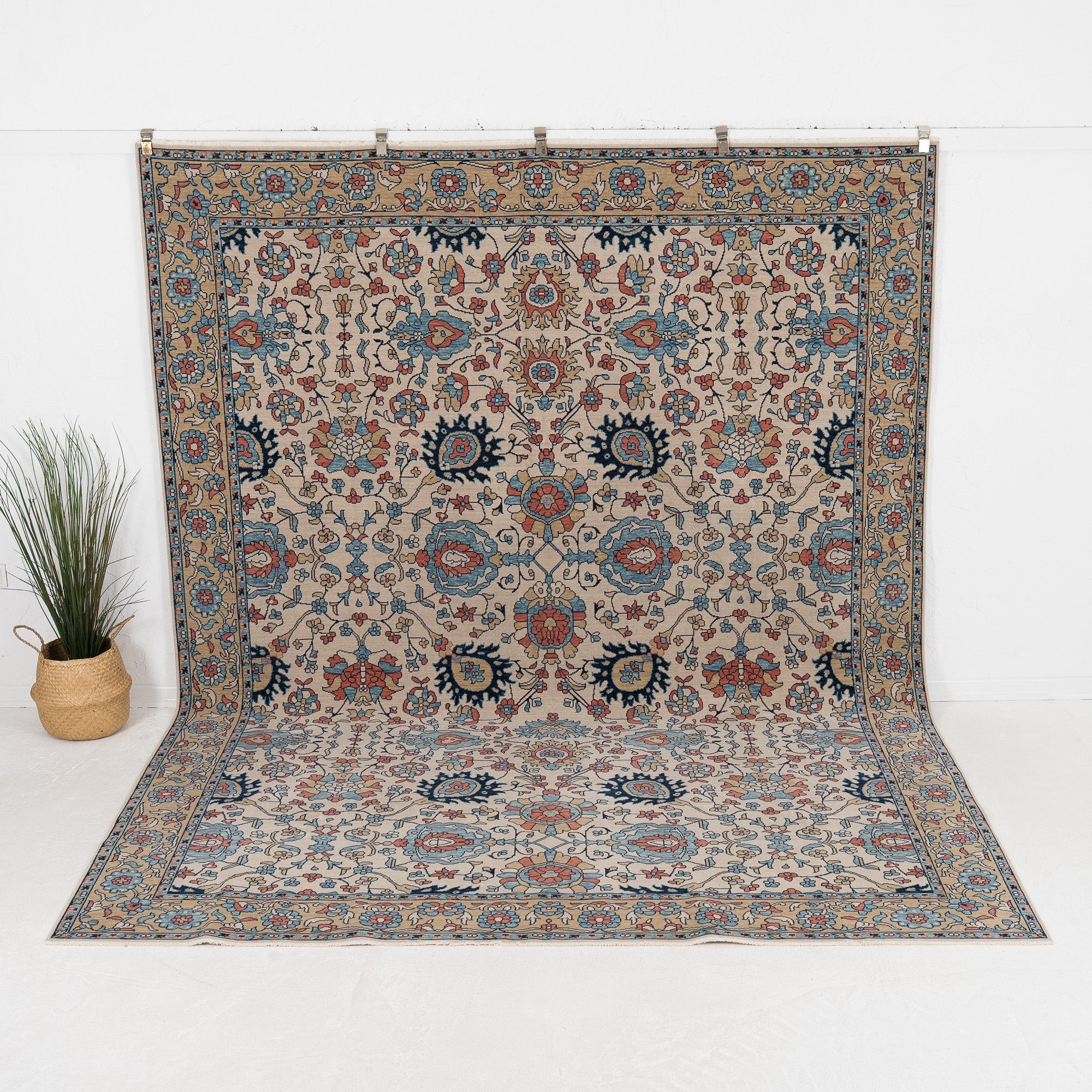 Lysendre - Vintage Turkish Area Rug