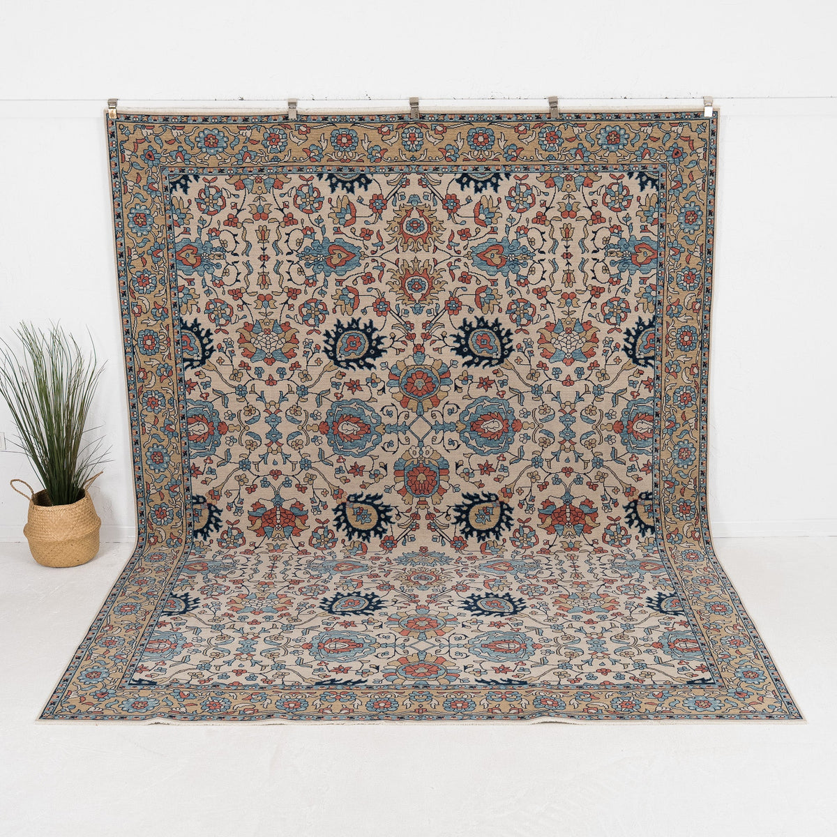 Lysendre - Vintage Turkish Area Rug