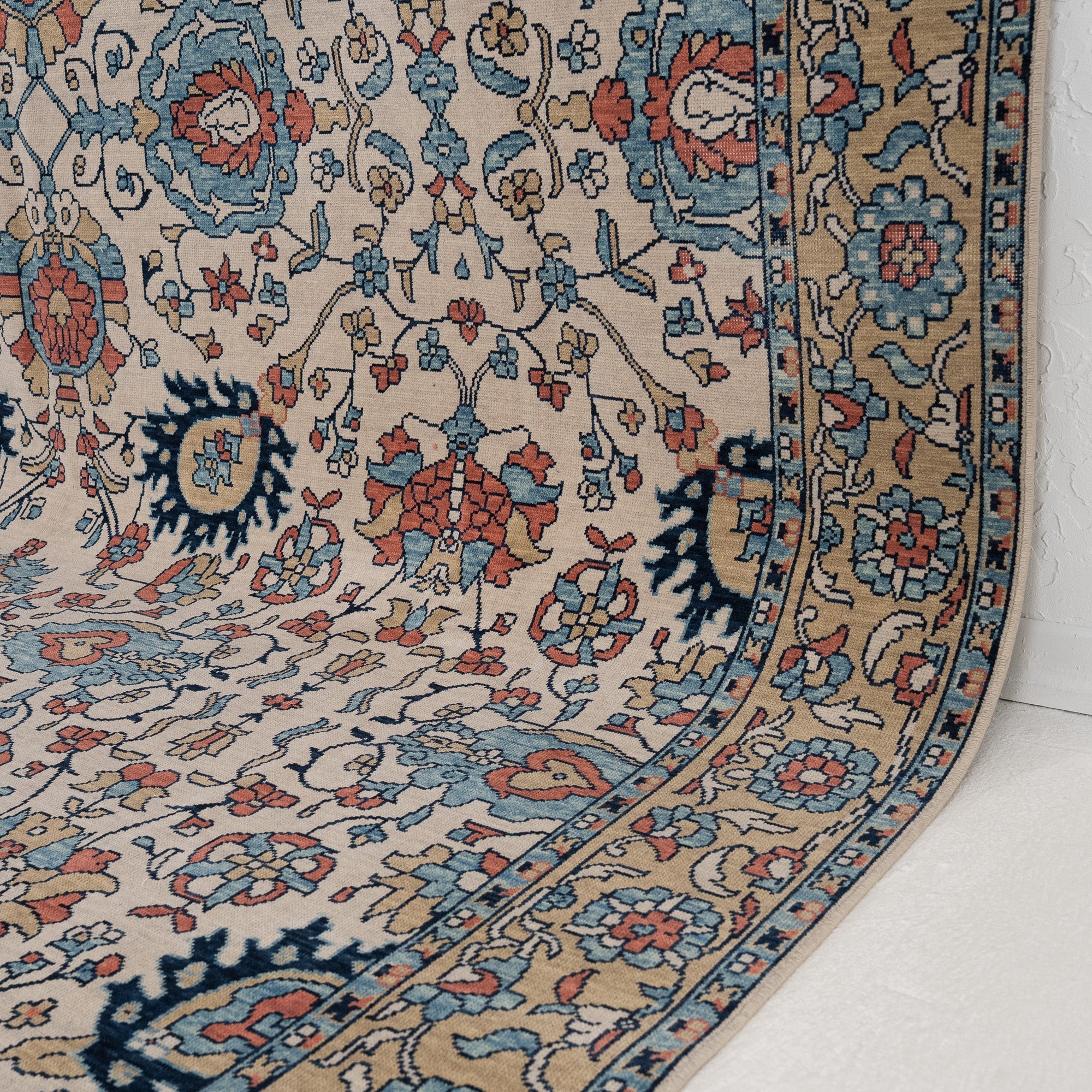 Lysendre - Vintage Turkish Area Rug