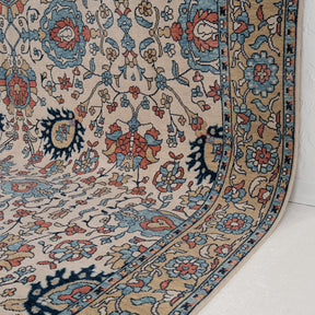 Lysendre - Vintage Turkish Area Rug