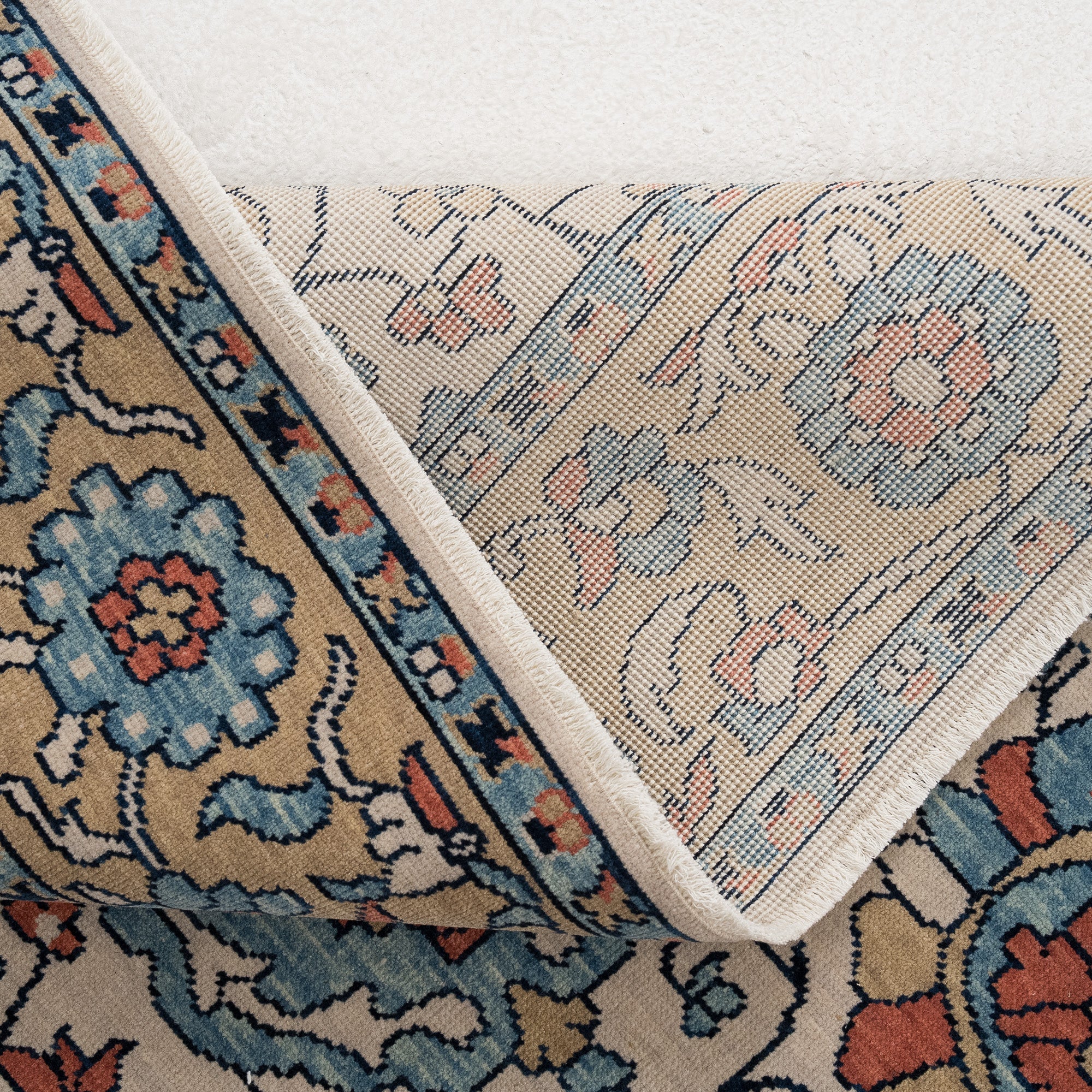 Lysendre - Vintage Turkish Area Rug