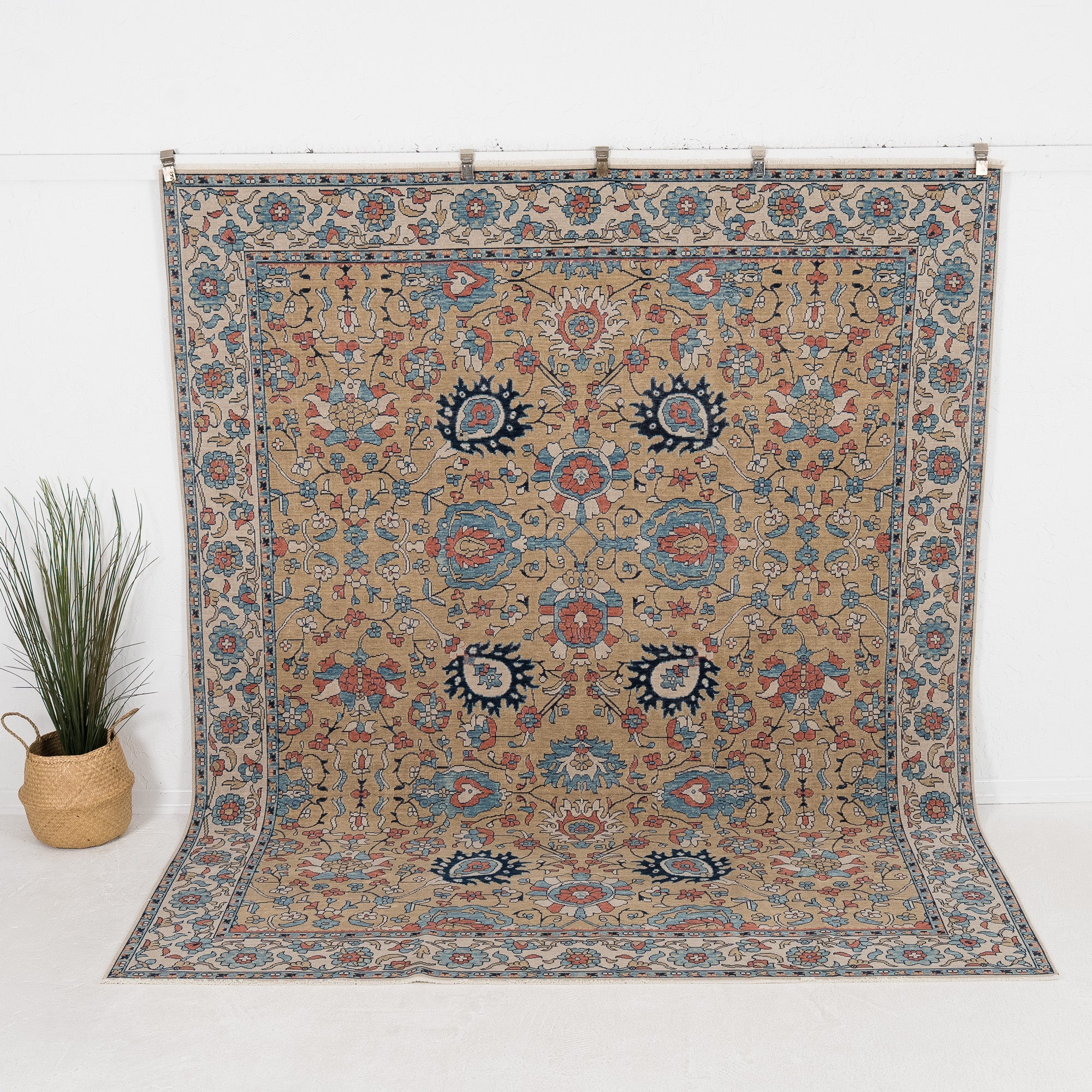 Feyralyn - Vintage Turkish Area Rug