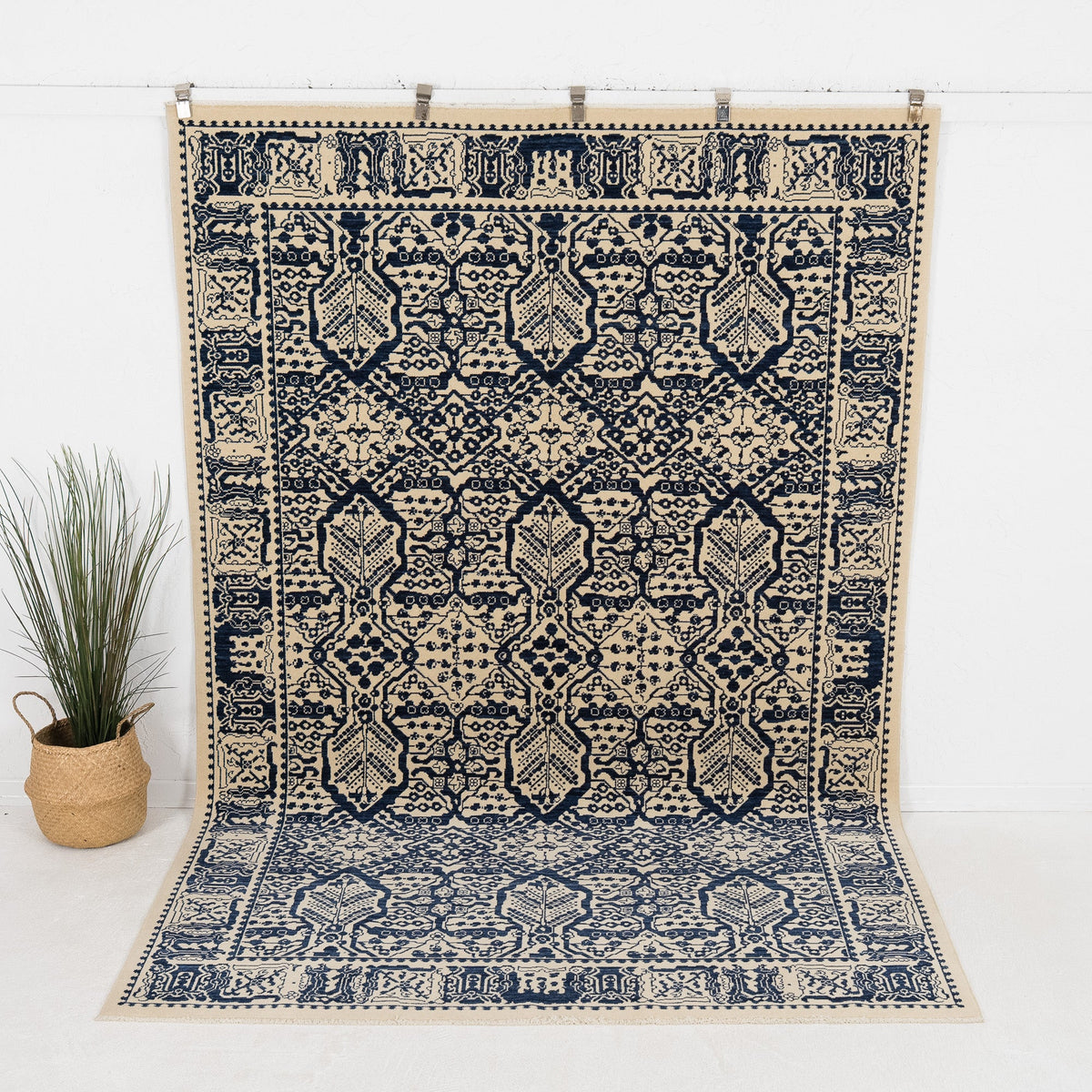 Ceralise - Vintage Turkish Area Rug