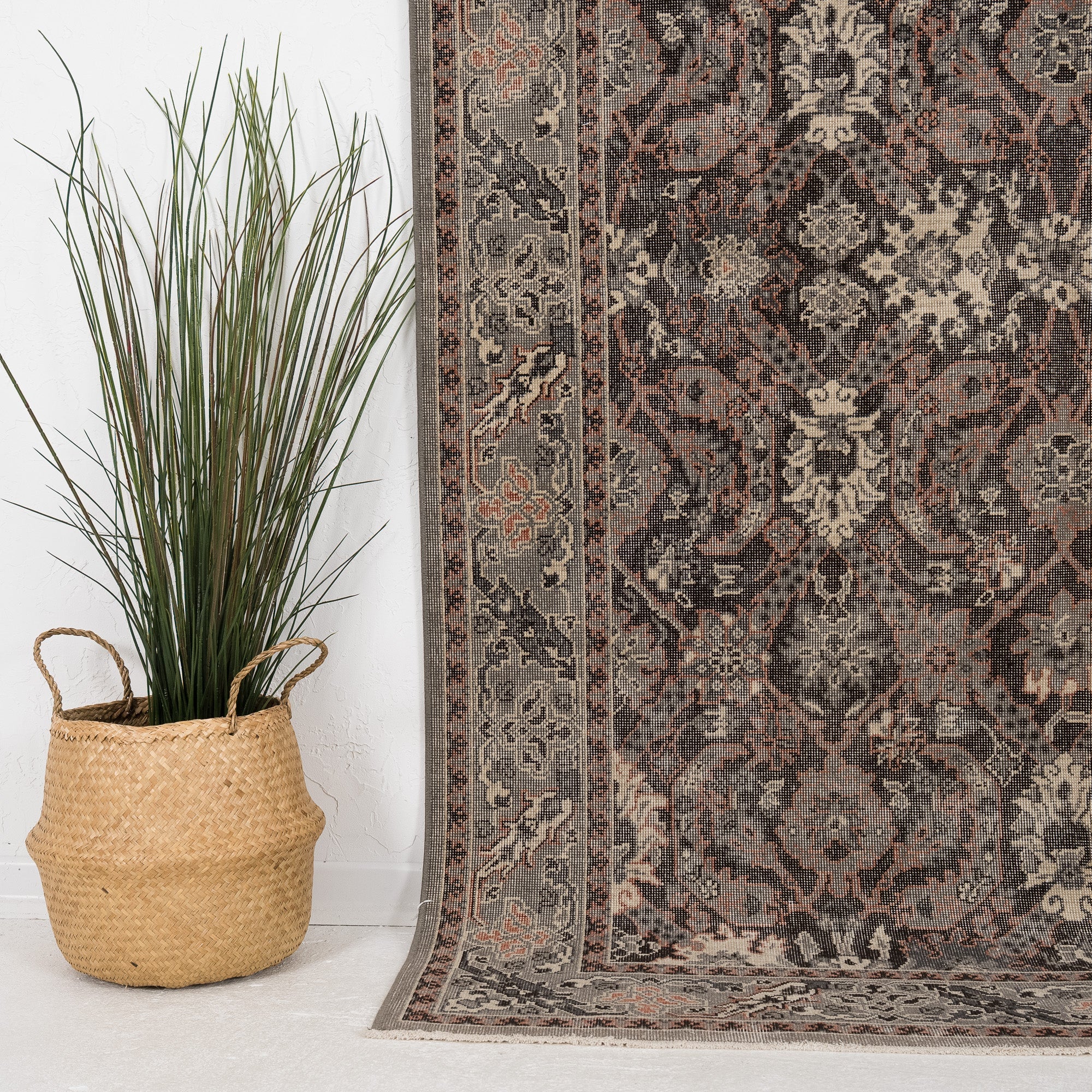 Elarissea - Vintage Turkish Area Rug