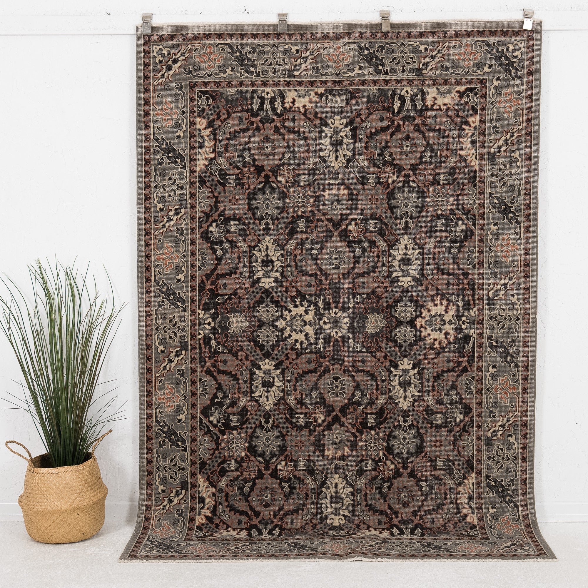 Calyandria - Vintage Turkish Area Rug