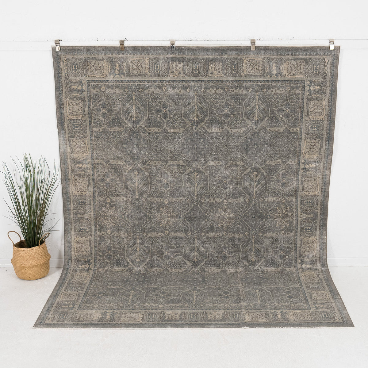 Sorevya - Vintage Turkish Area Rug