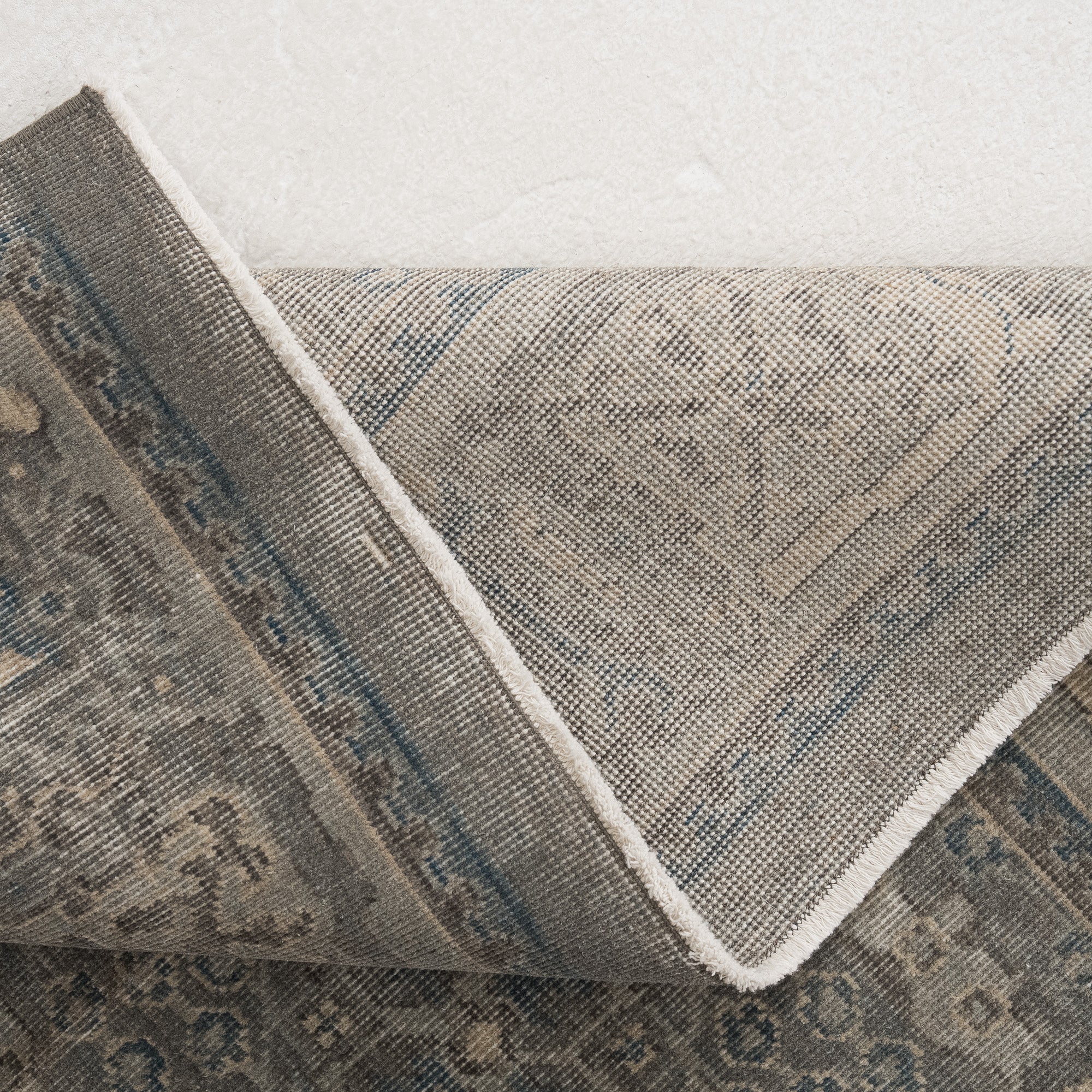 Sorevya - Vintage Turkish Area Rug