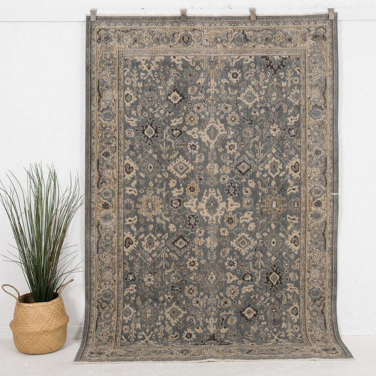 Thalyrise - Vintage Turkish Area Rug