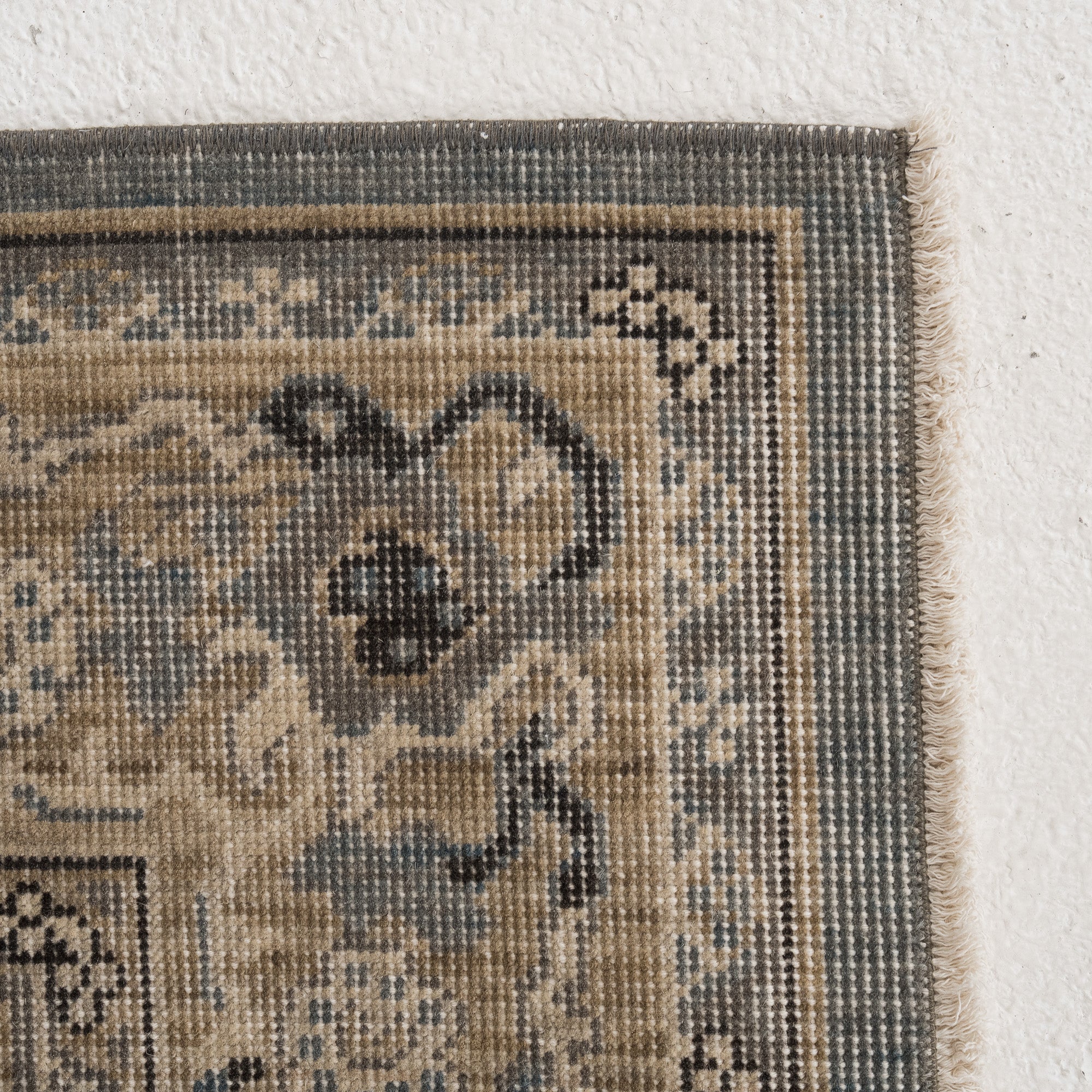 Thalyrise - Vintage Turkish Area Rug