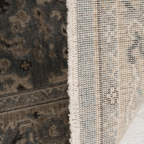 Thalyrise - Vintage Turkish Area Rug