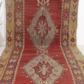 Qaelinena - Vintage Turkish Area Rug