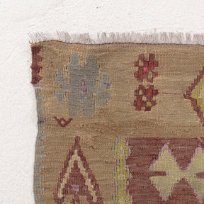 Qaelinena - Vintage Turkish Area Rug