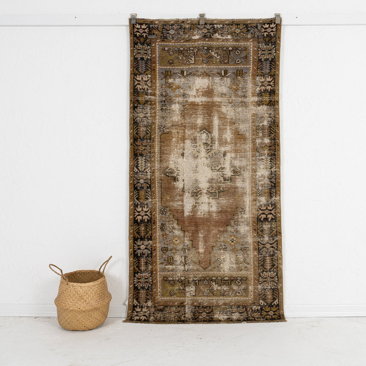 brown vintage 3x7 runner rug - perfect for the entryway, bedroom, living room, hallway, office