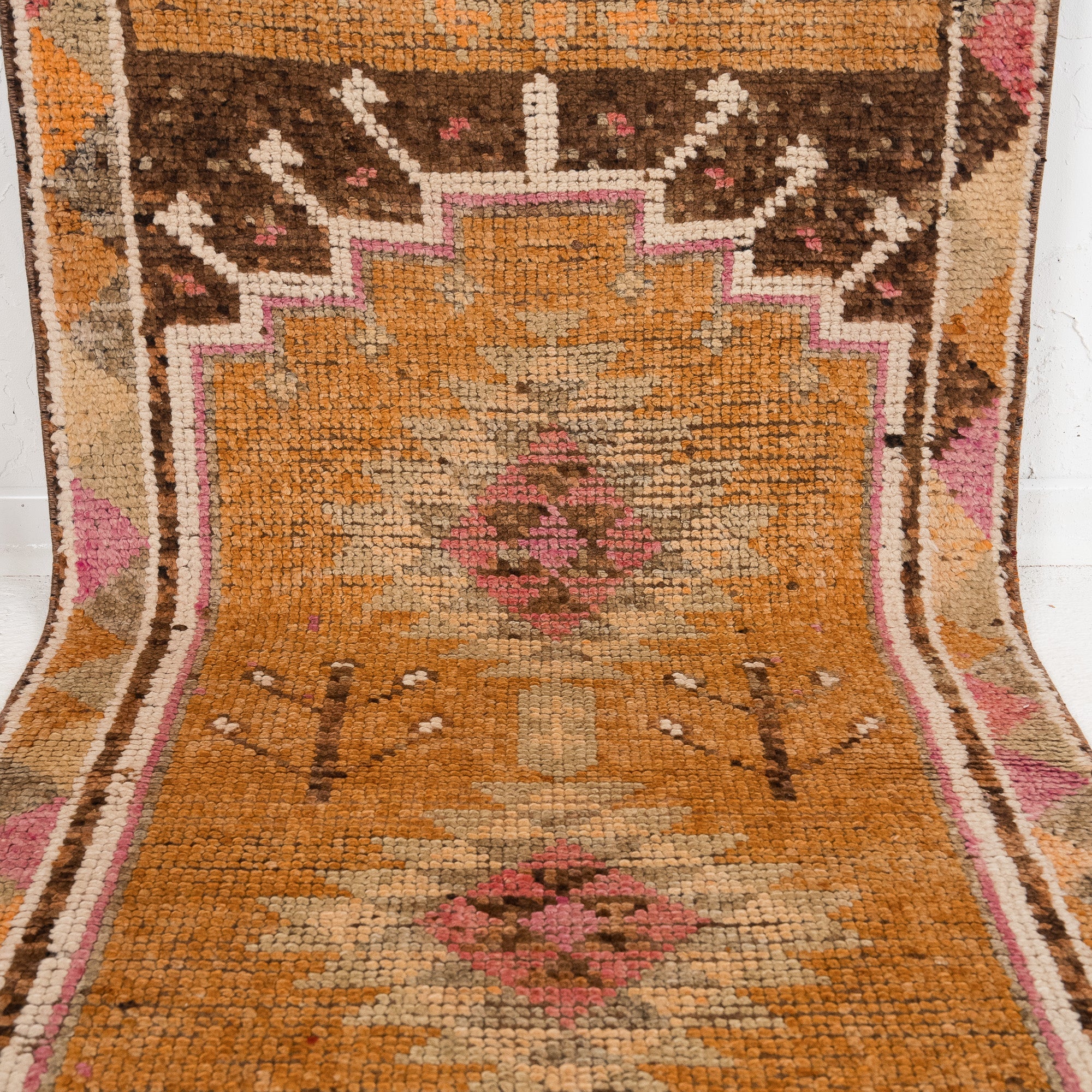 Kaeloria - Vintage Turkish Runner Rug