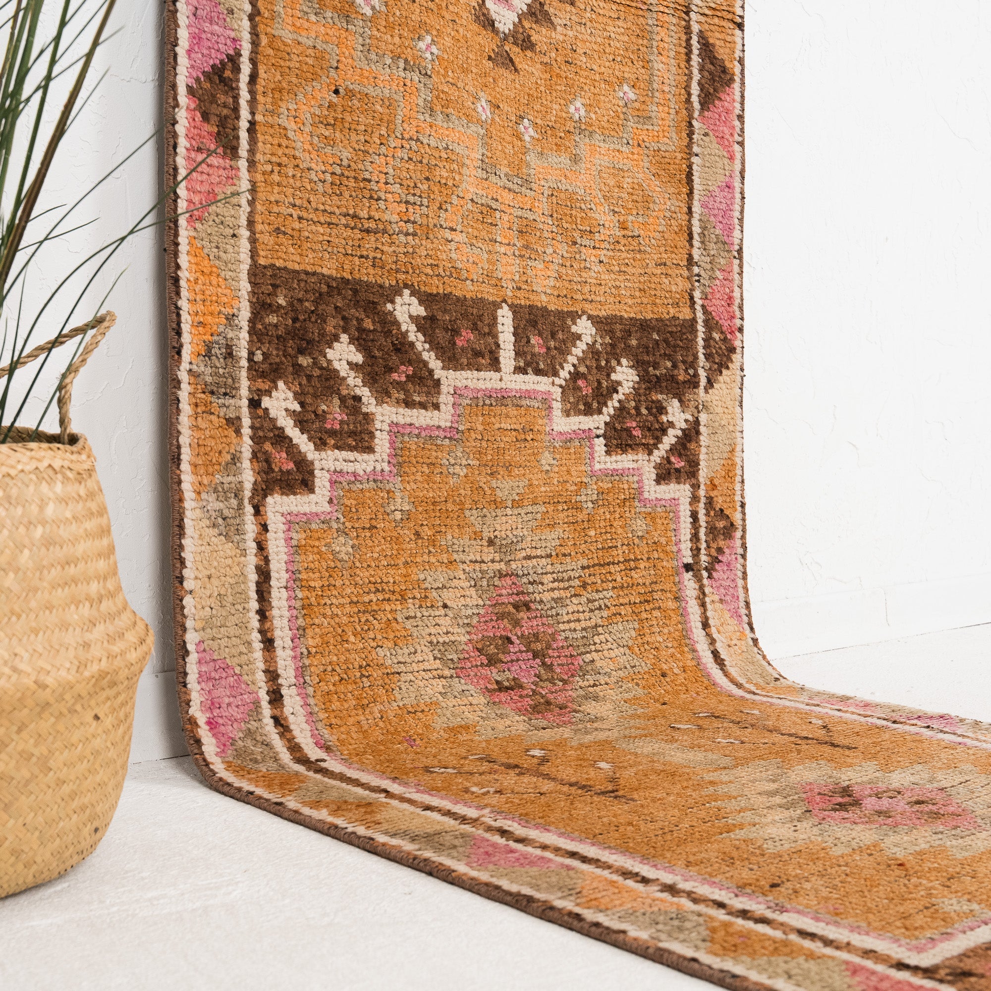 Kaeloria - Vintage Turkish Runner Rug