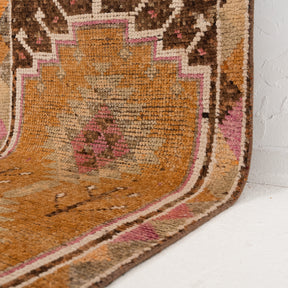 Kaeloria - Vintage Turkish Runner Rug