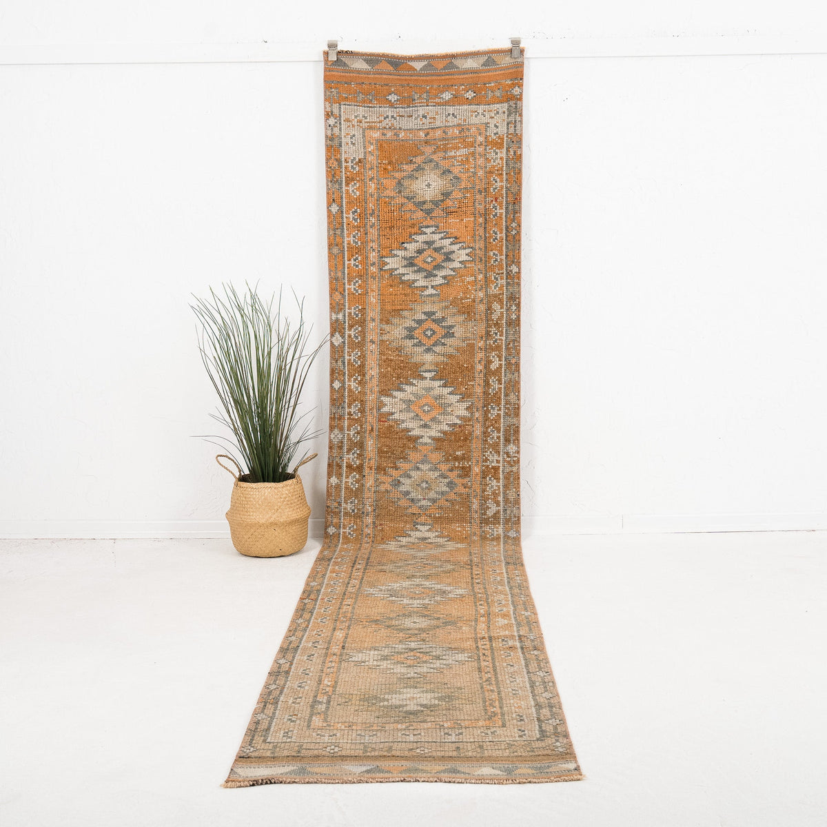 Velosia - Vintage Turkish Runner Rug