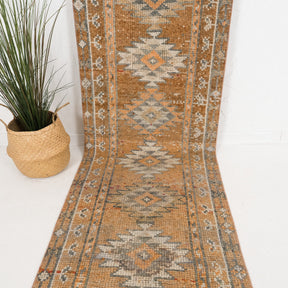 Velosia - Vintage Turkish Runner Rug