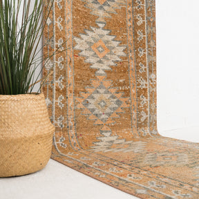 Velosia - Vintage Turkish Runner Rug