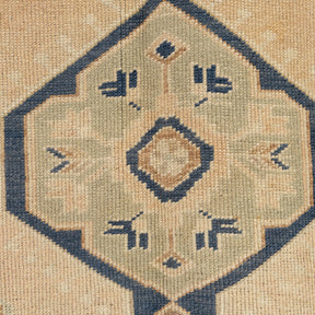 Authentic 4x8 runner rug from turkish, in subtle beige tones