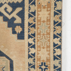 Classic runner rug in 4x8 dimensions, crafted in turkish