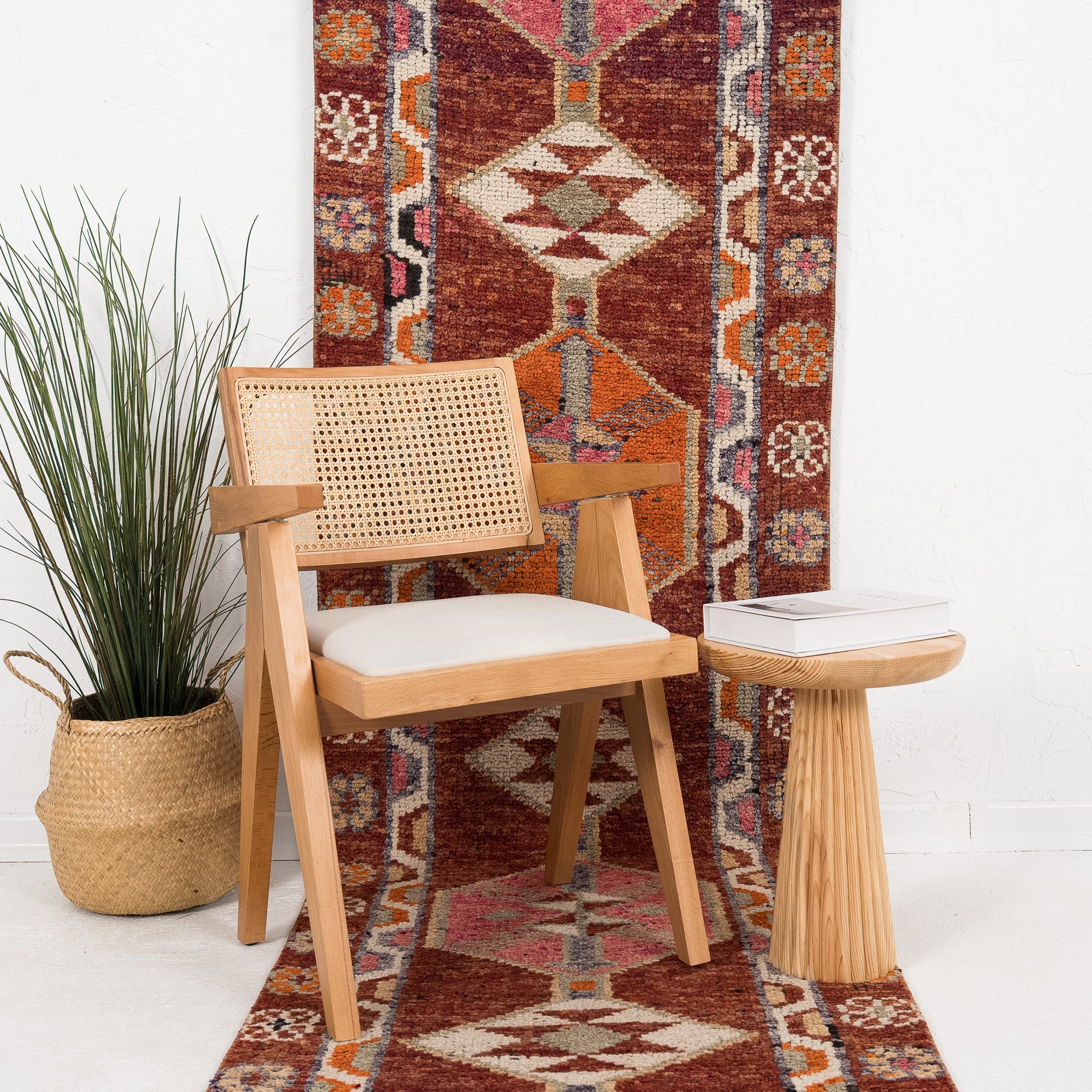 Vaeloria - Vintage Turkish Runner Rug