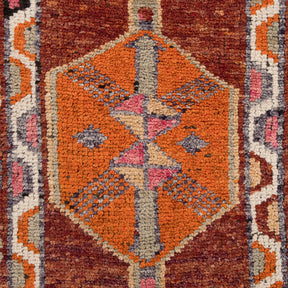 Vaeloria - Vintage Turkish Runner Rug
