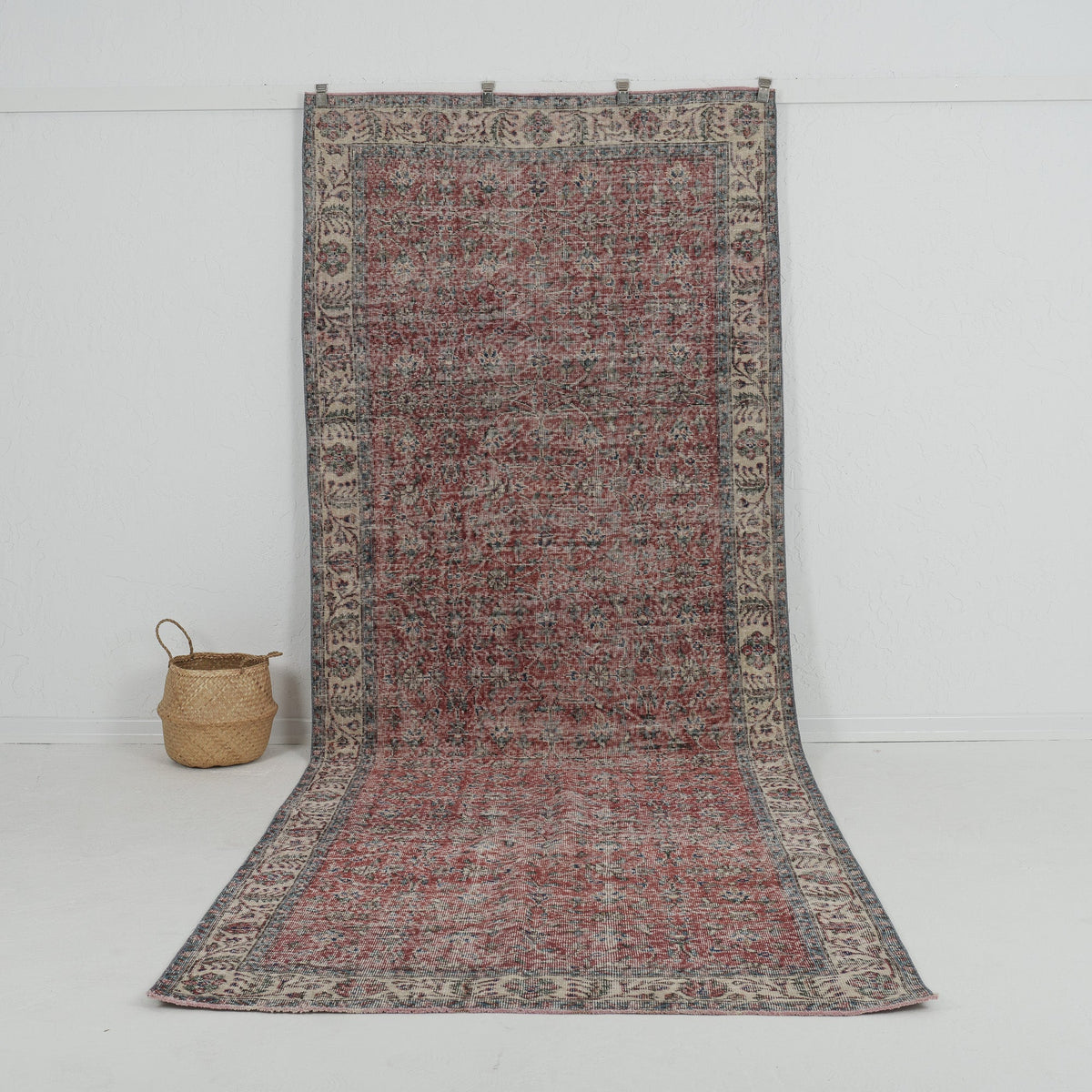 red vintage 5x13 runner rug - perfect for the entryway, hallway, bedroom, kitchen & dining