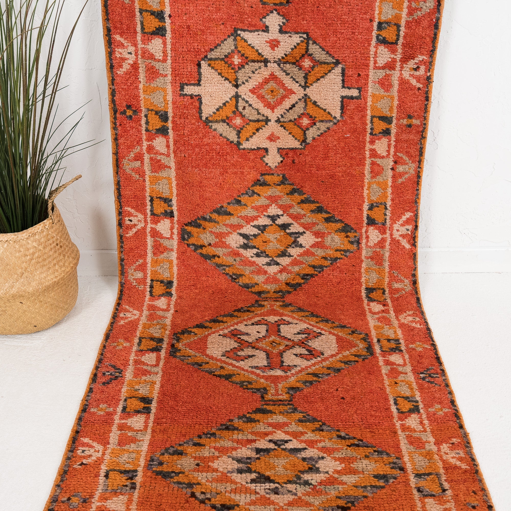Calyssaen - Vintage Turkish Runner Rug