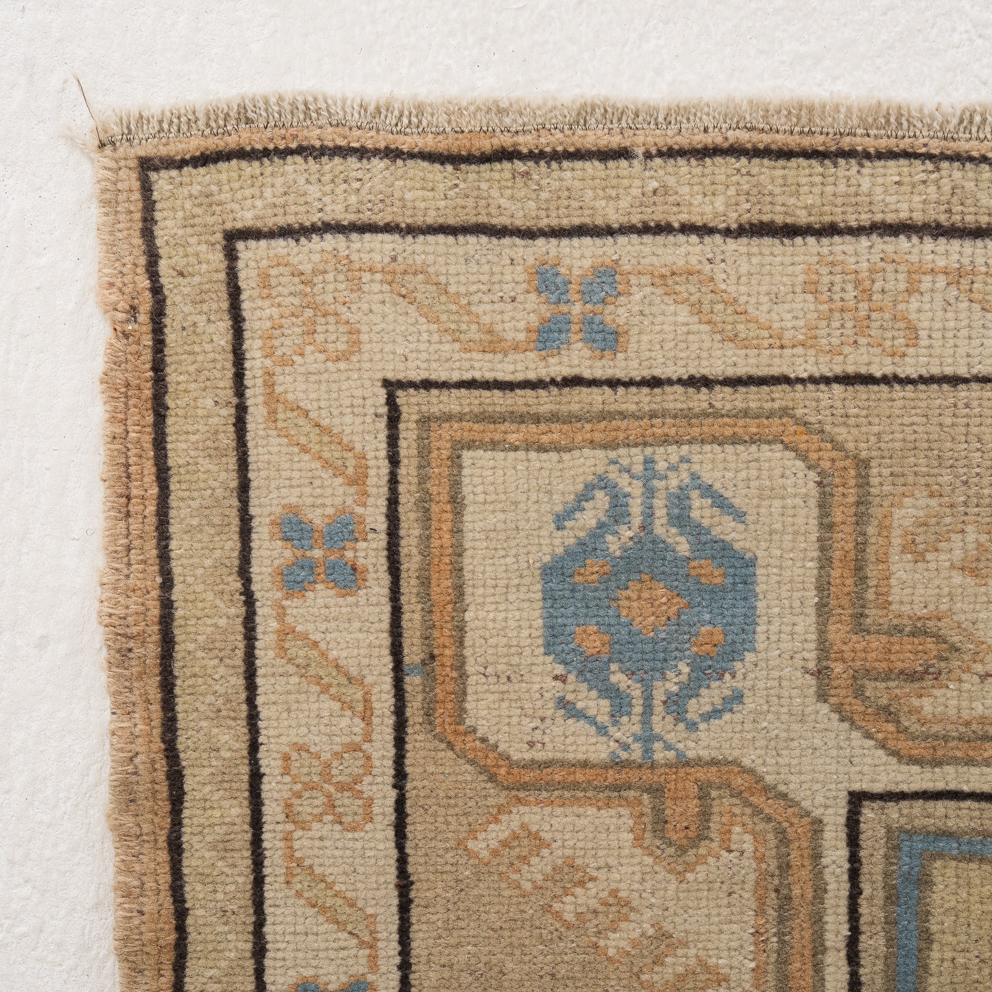 Rosaryna - Vintage Turkish Area Rug