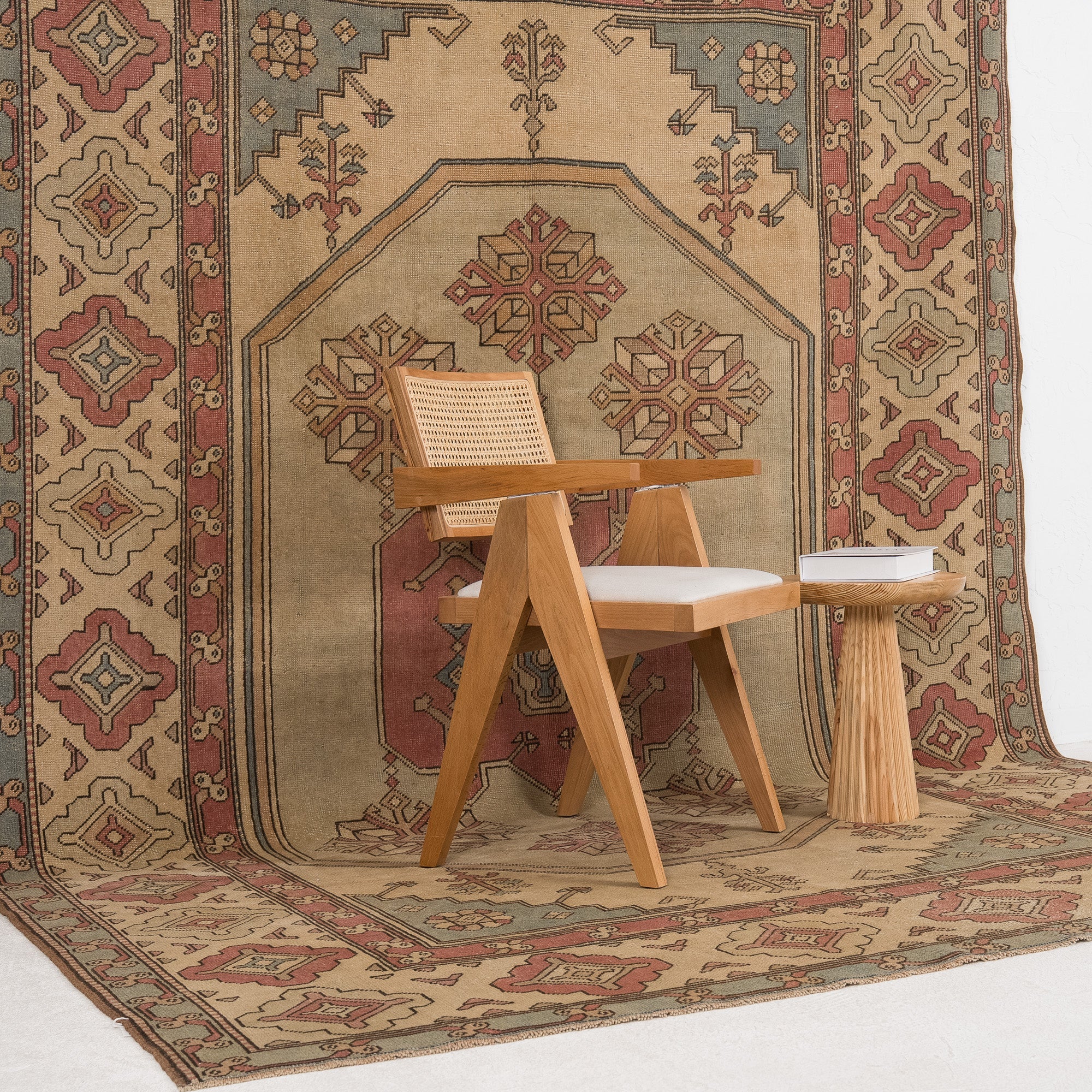 Talisyra - Vintage Turkish Area Rug