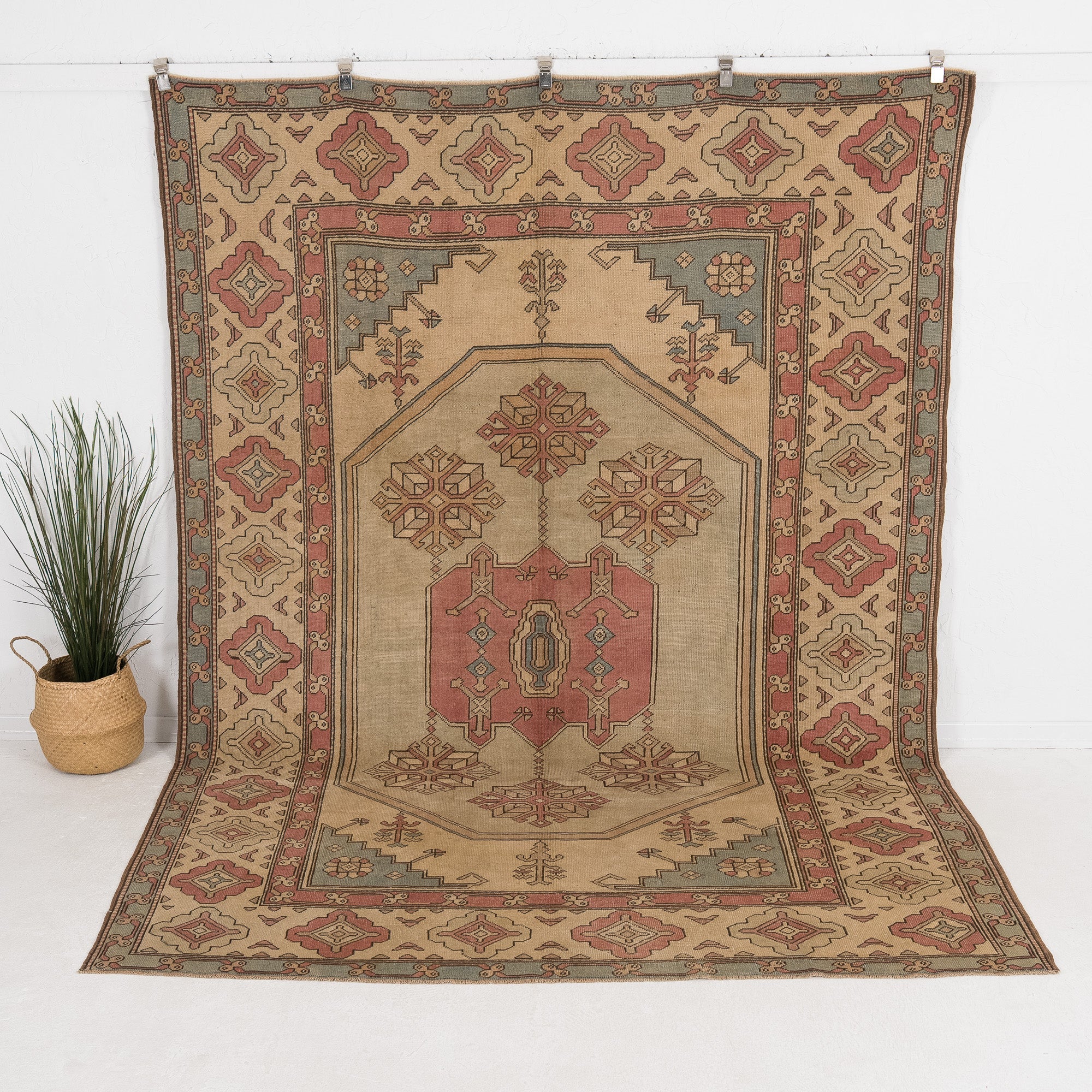 Talisyra - Vintage Turkish Area Rug