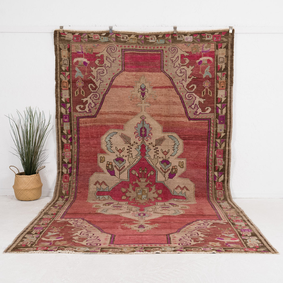Valestrae - Vintage Turkish Area Rug
