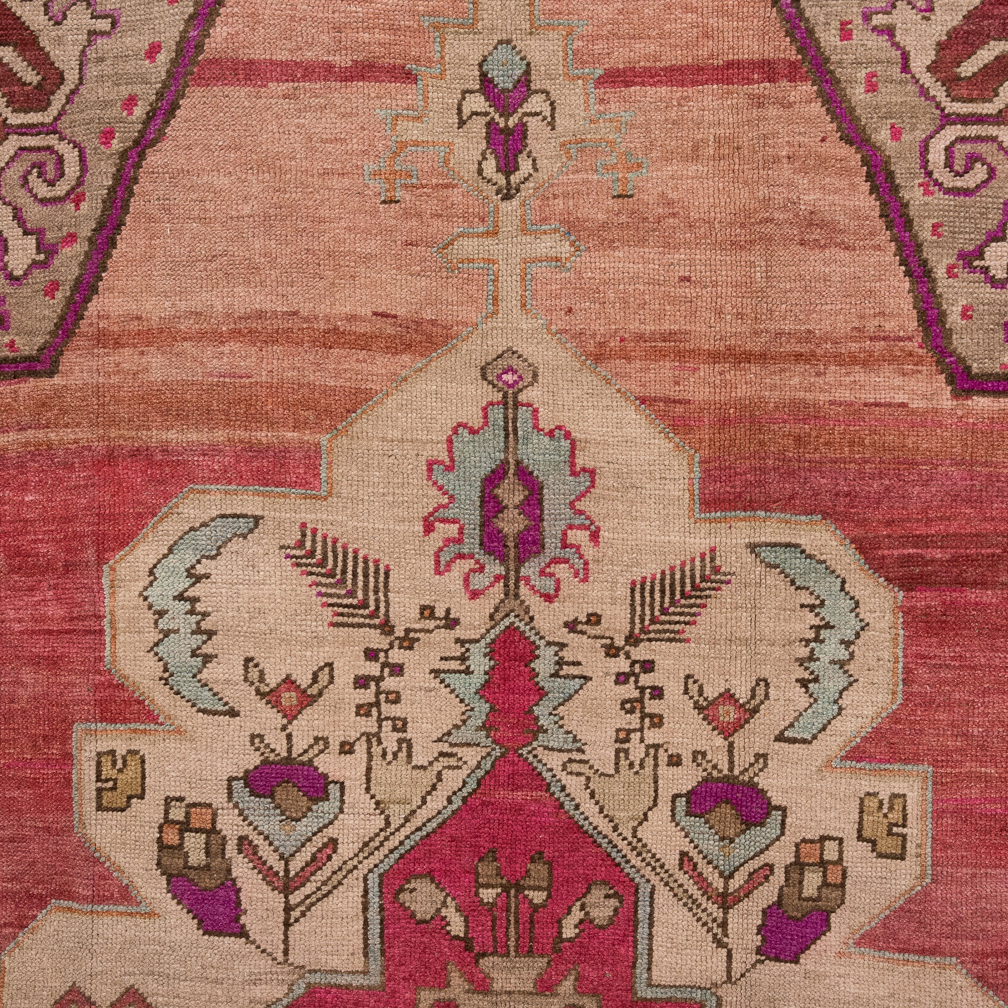 Valestrae - Vintage Turkish Area Rug