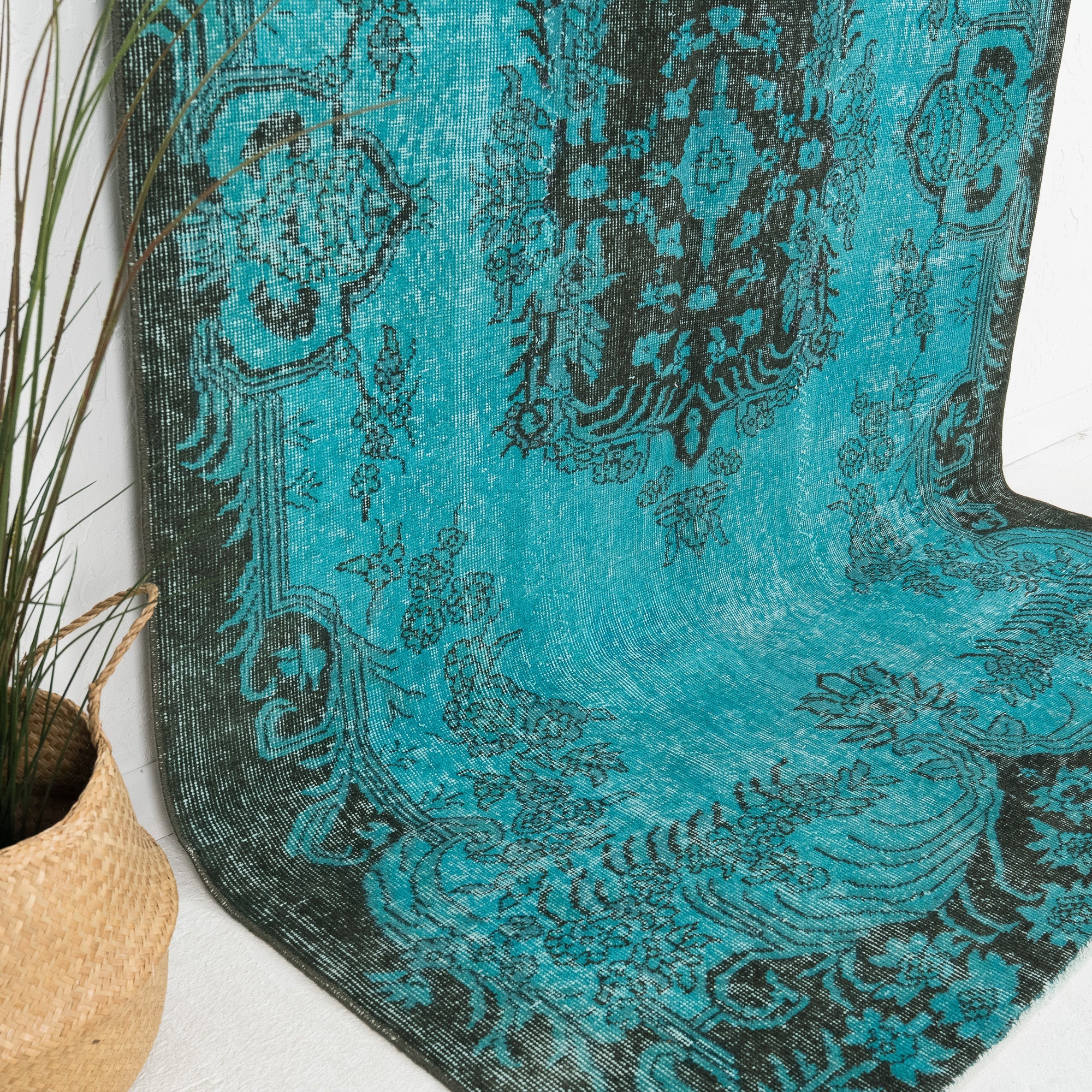 Velyra - Vintage Turkish Area Rug