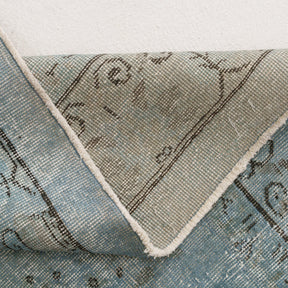 Xaerisis - Vintage Turkish Area Rug