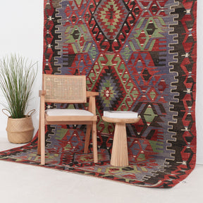 Vaelisia - Vintage Turkish Area Rug