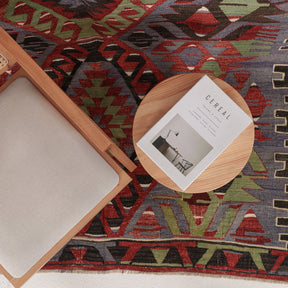 Vaelisia - Vintage Turkish Area Rug