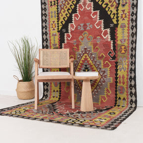 Urielin - Vintage Turkish Area Rug