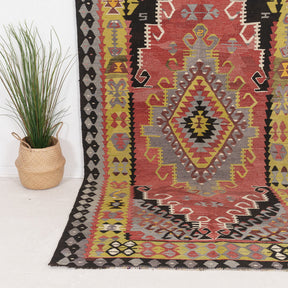 Urielin - Vintage Turkish Area Rug