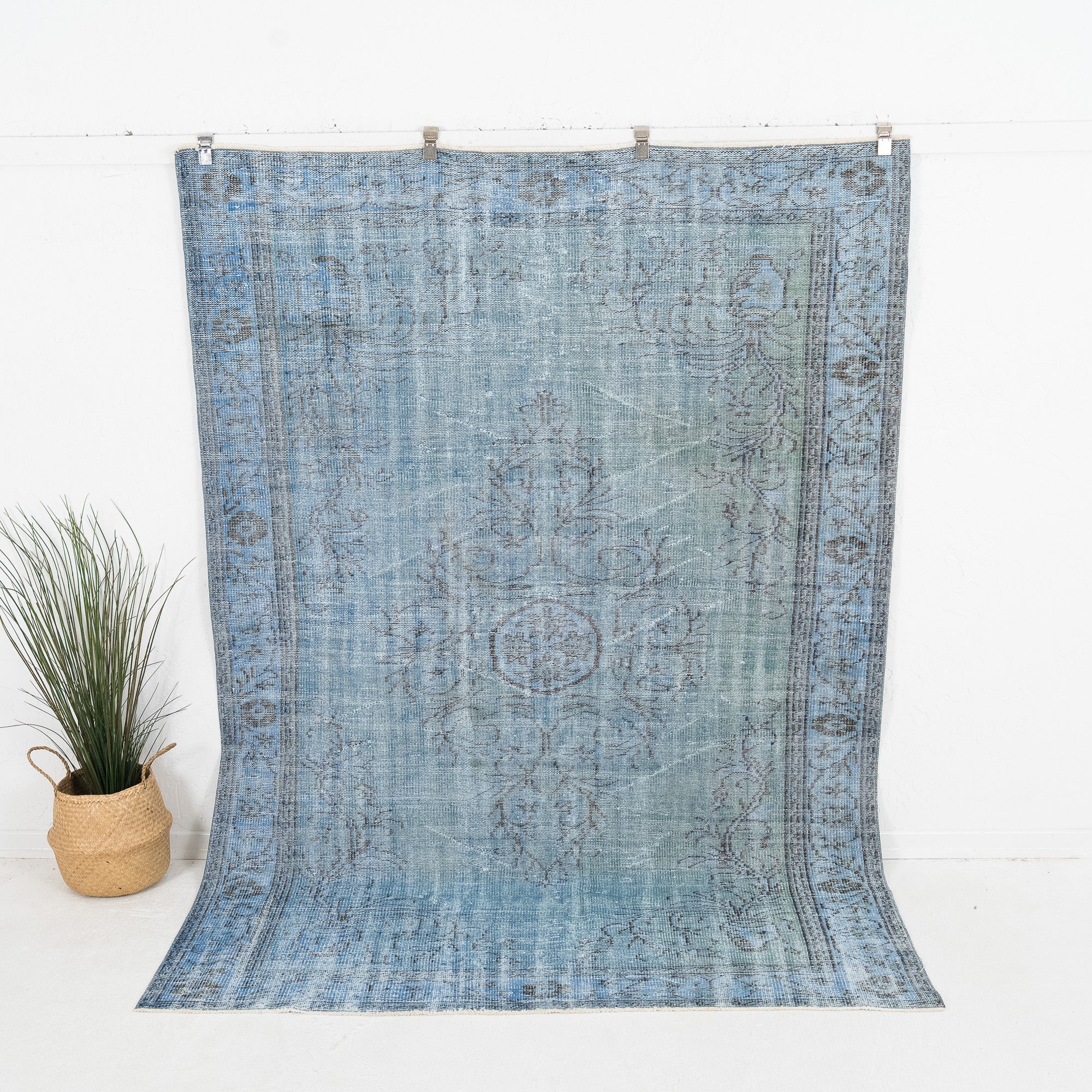 Taliora - Vintage Turkish Area Rug