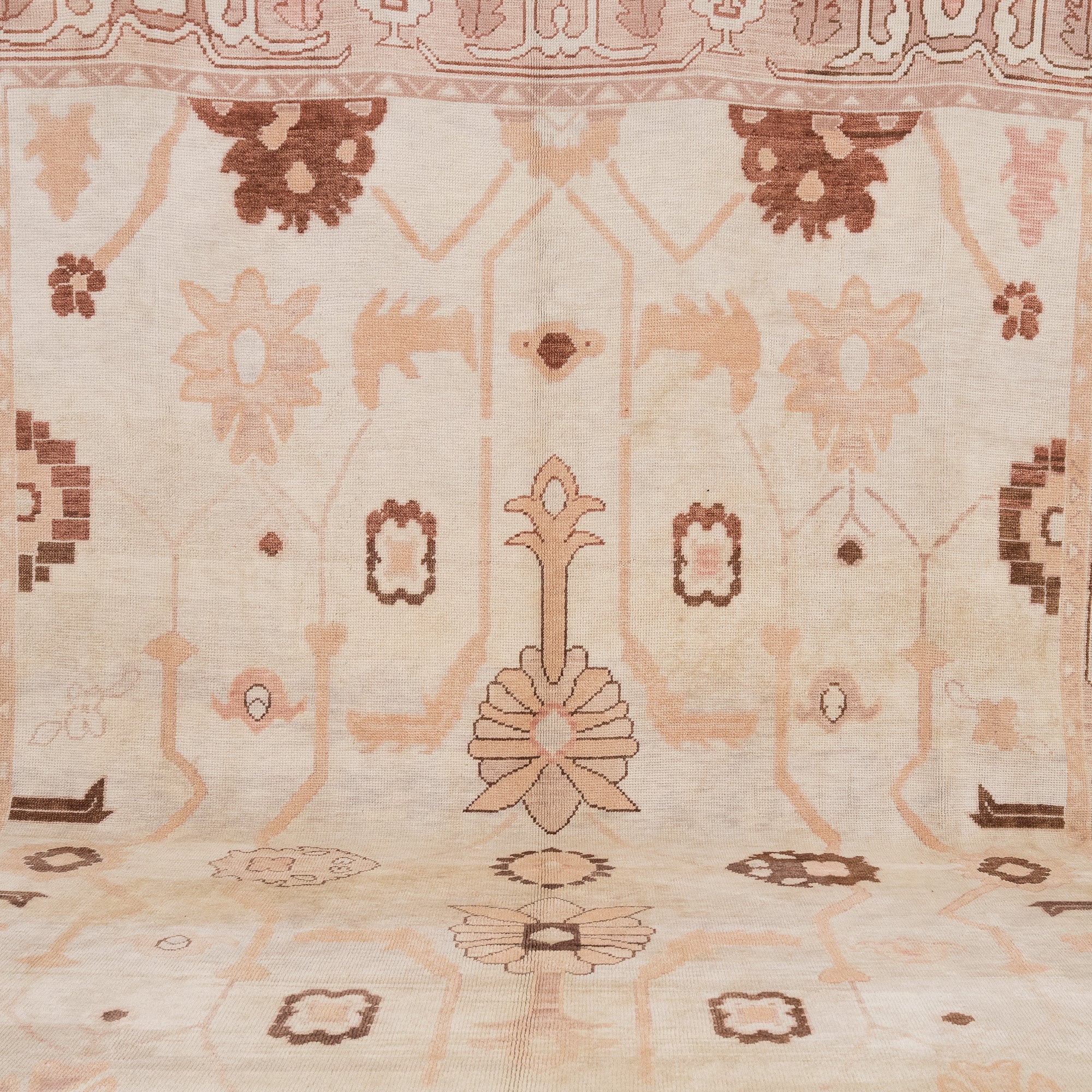Velindraea - Vintage Turkish Area Rug