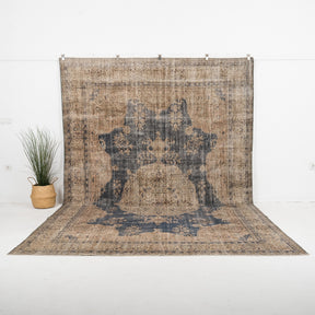 Viorenne - Vintage Turkish Area Rug
