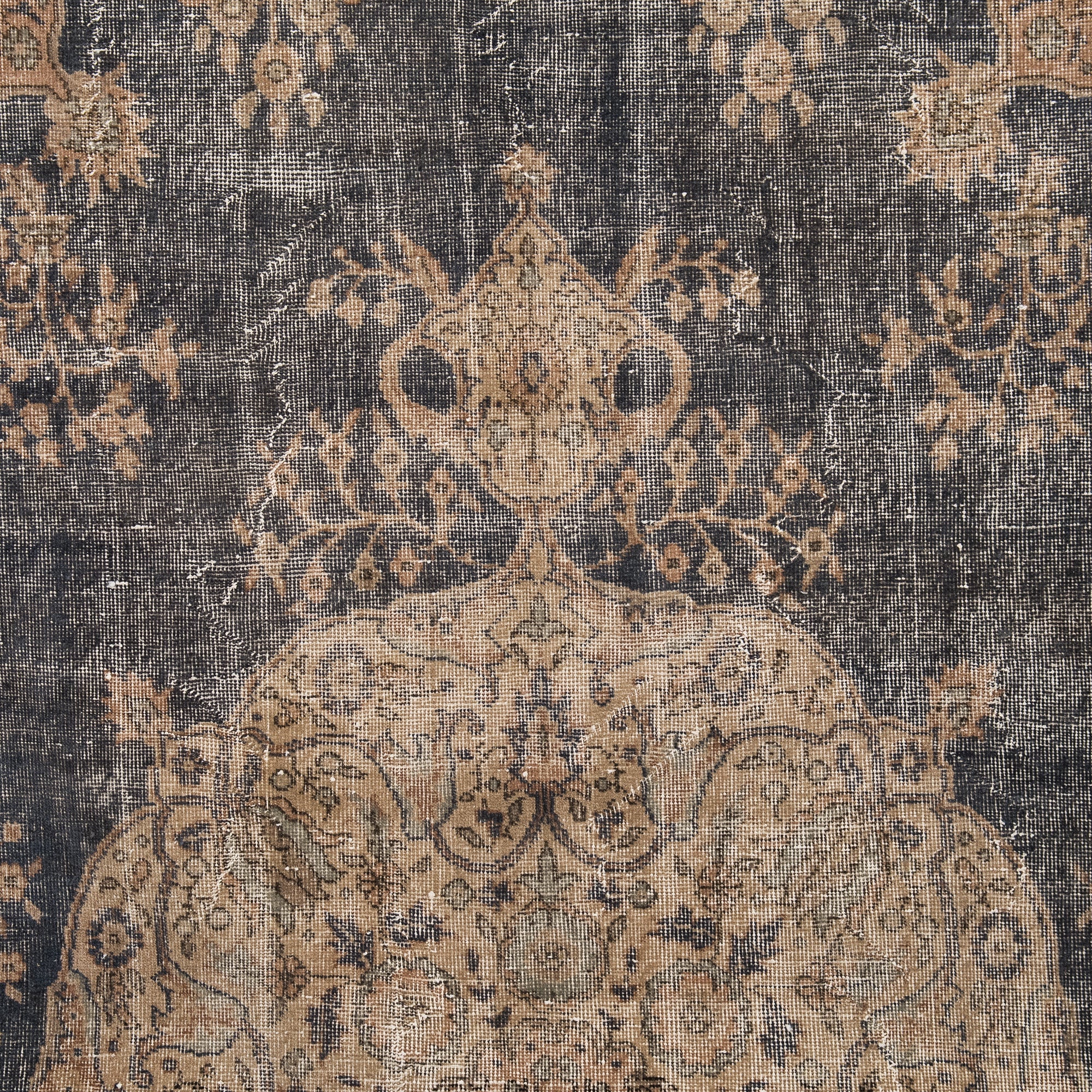 Viorenne - Vintage Turkish Area Rug