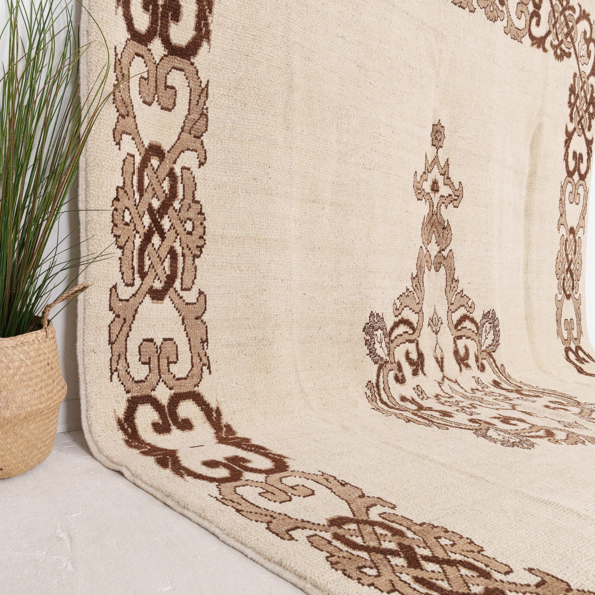 Jaerisa - Vintage Turkish Area Rug