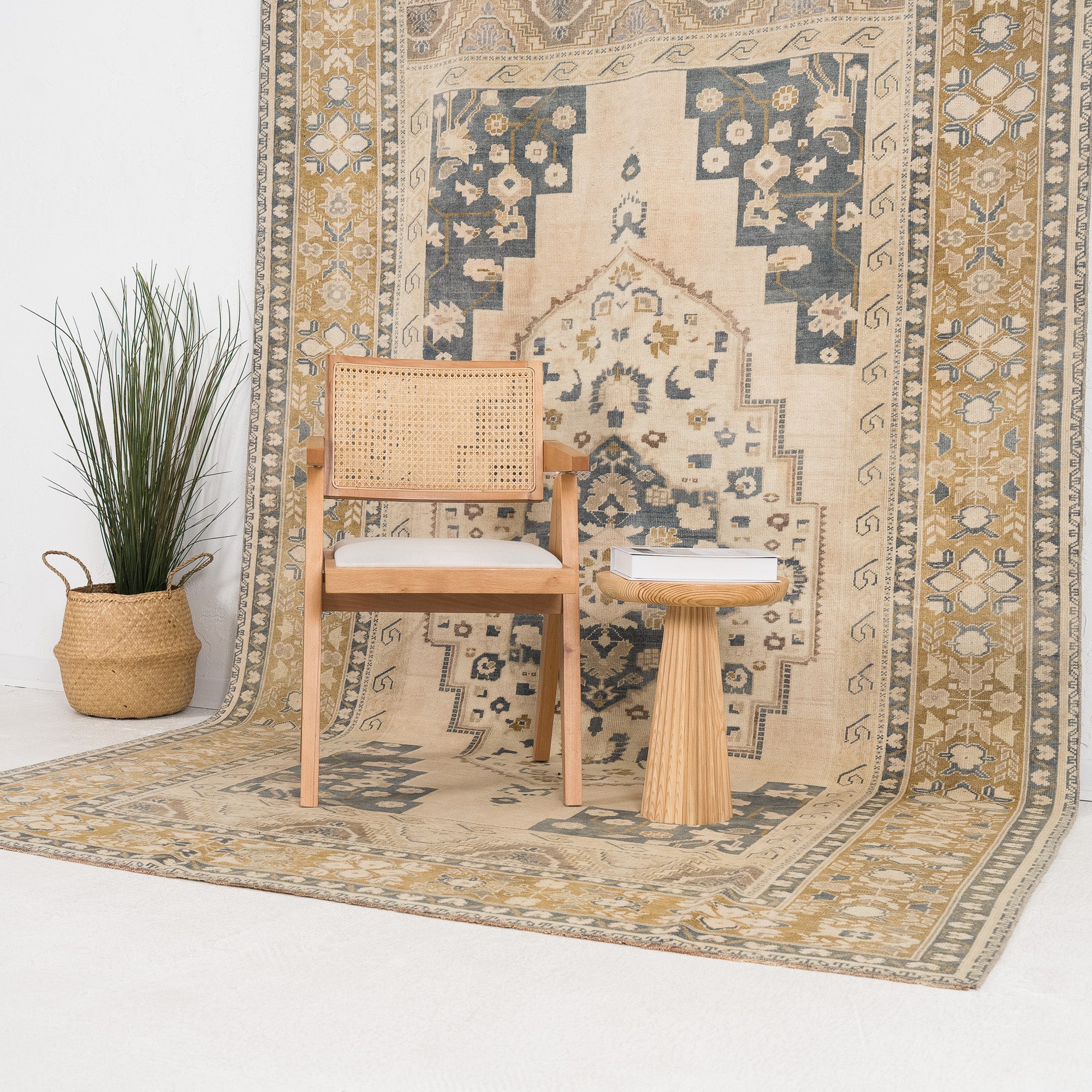 Elsinoria - Vintage Turkish Area Rug