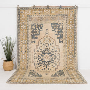 Elsinoria - Vintage Turkish Area Rug