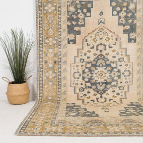 Elsinoria - Vintage Turkish Area Rug
