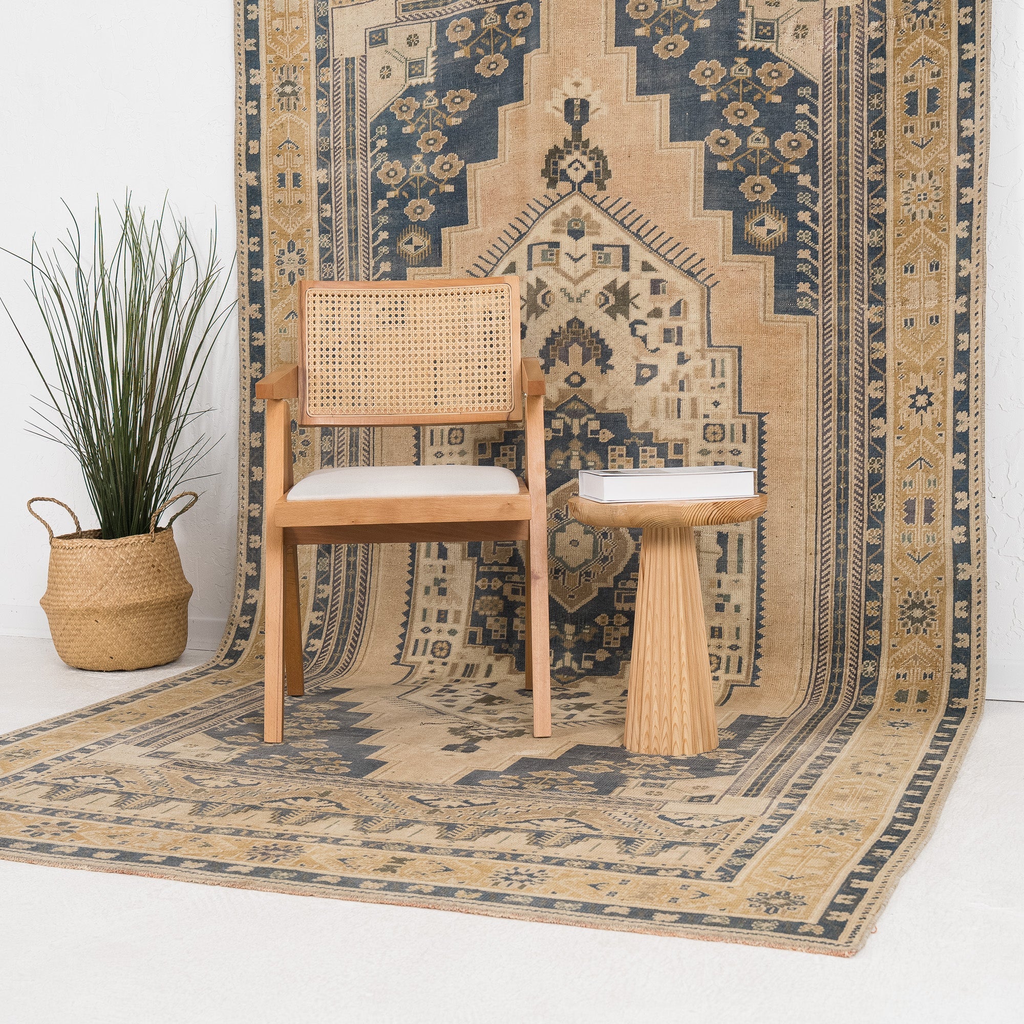 Calivyne - Vintage Turkish Area Rug